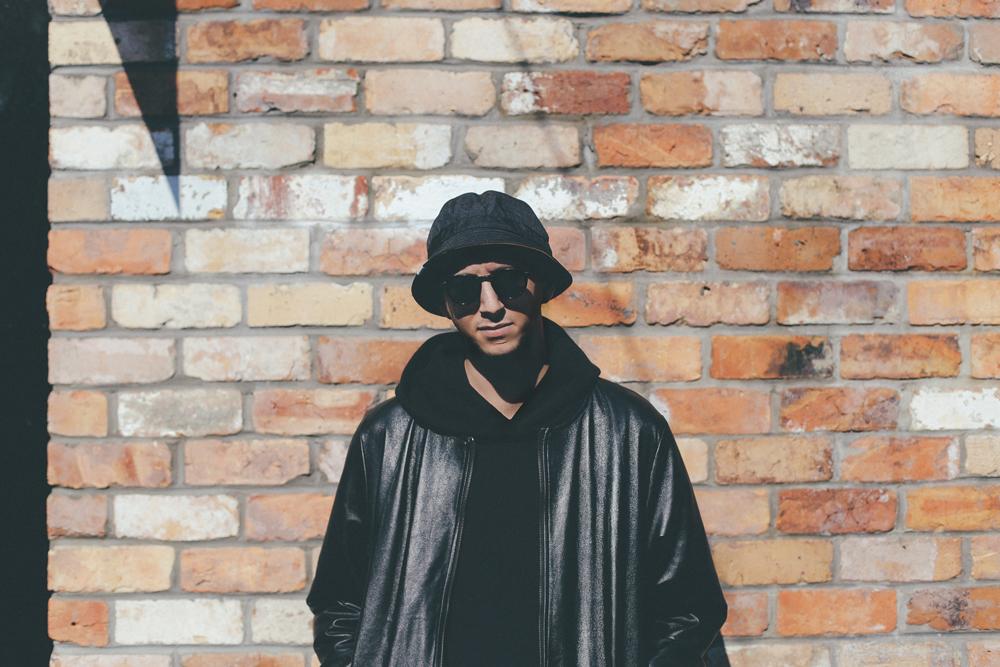 Shlohmo Stops By