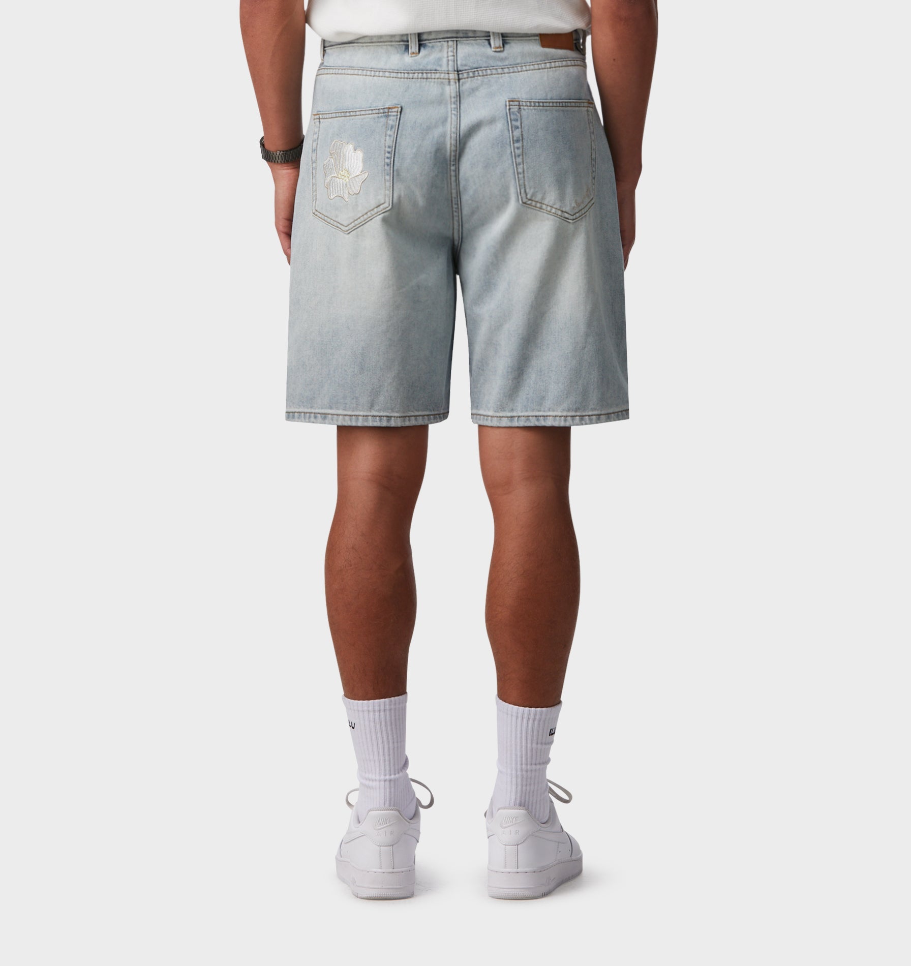 Pleated Denim Short - Light Vintage Blue