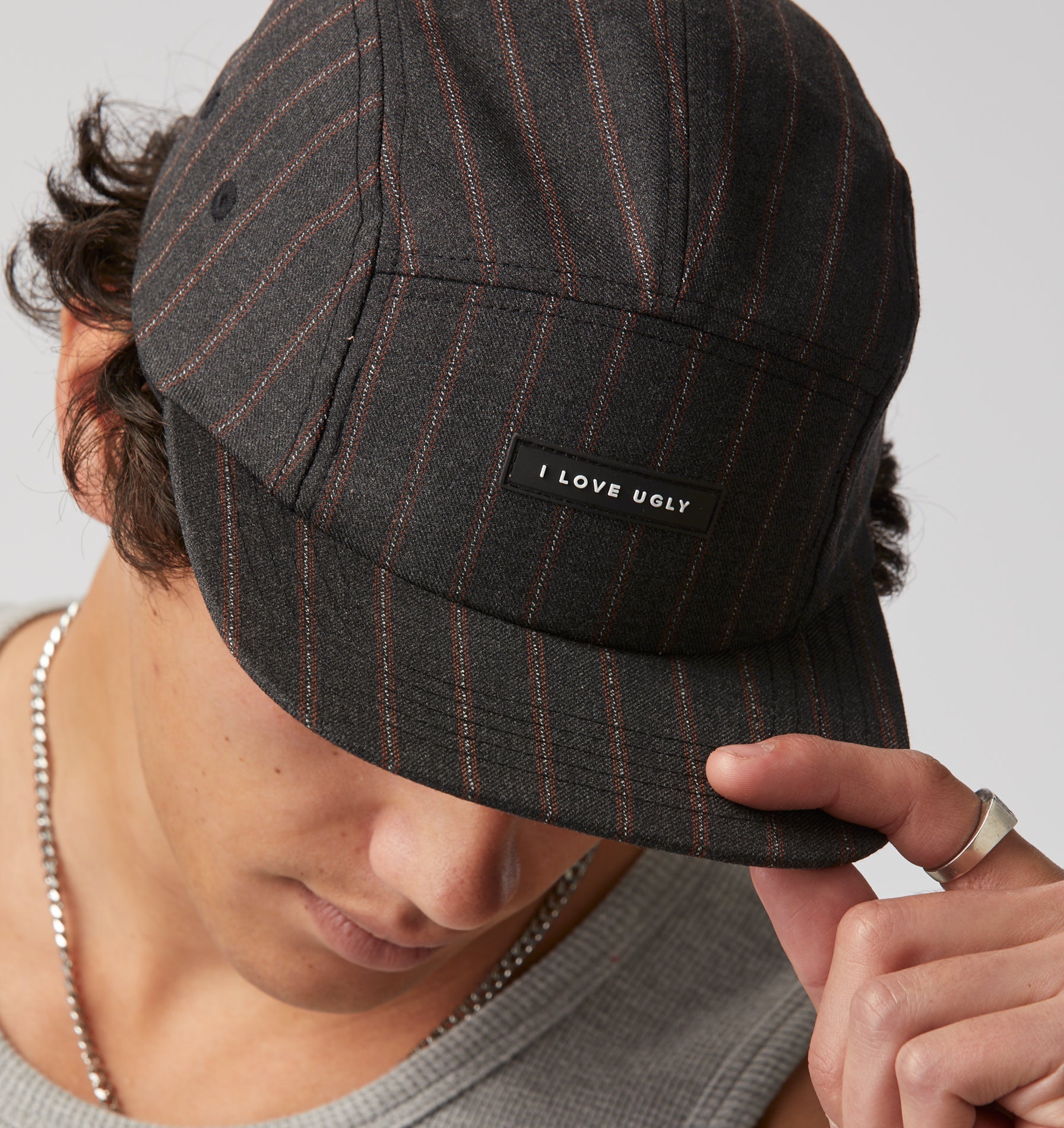 5 Panel Cap - Charcoal/Red Pinstripe