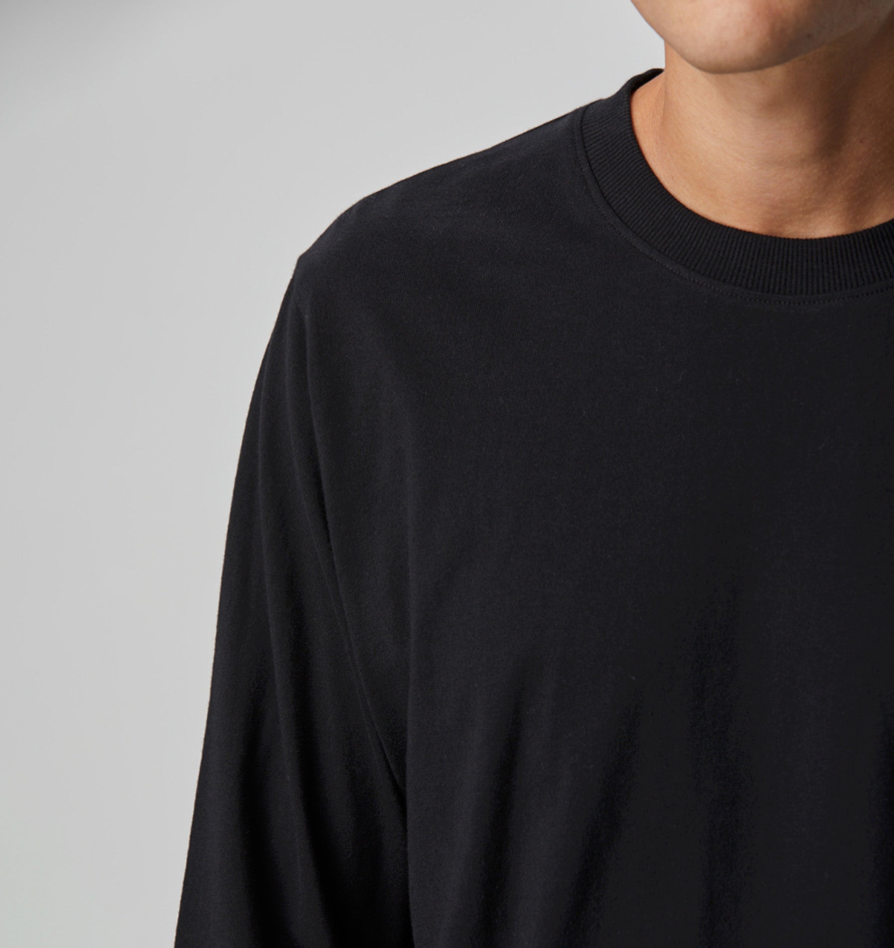 Oscar LS Tee - Black