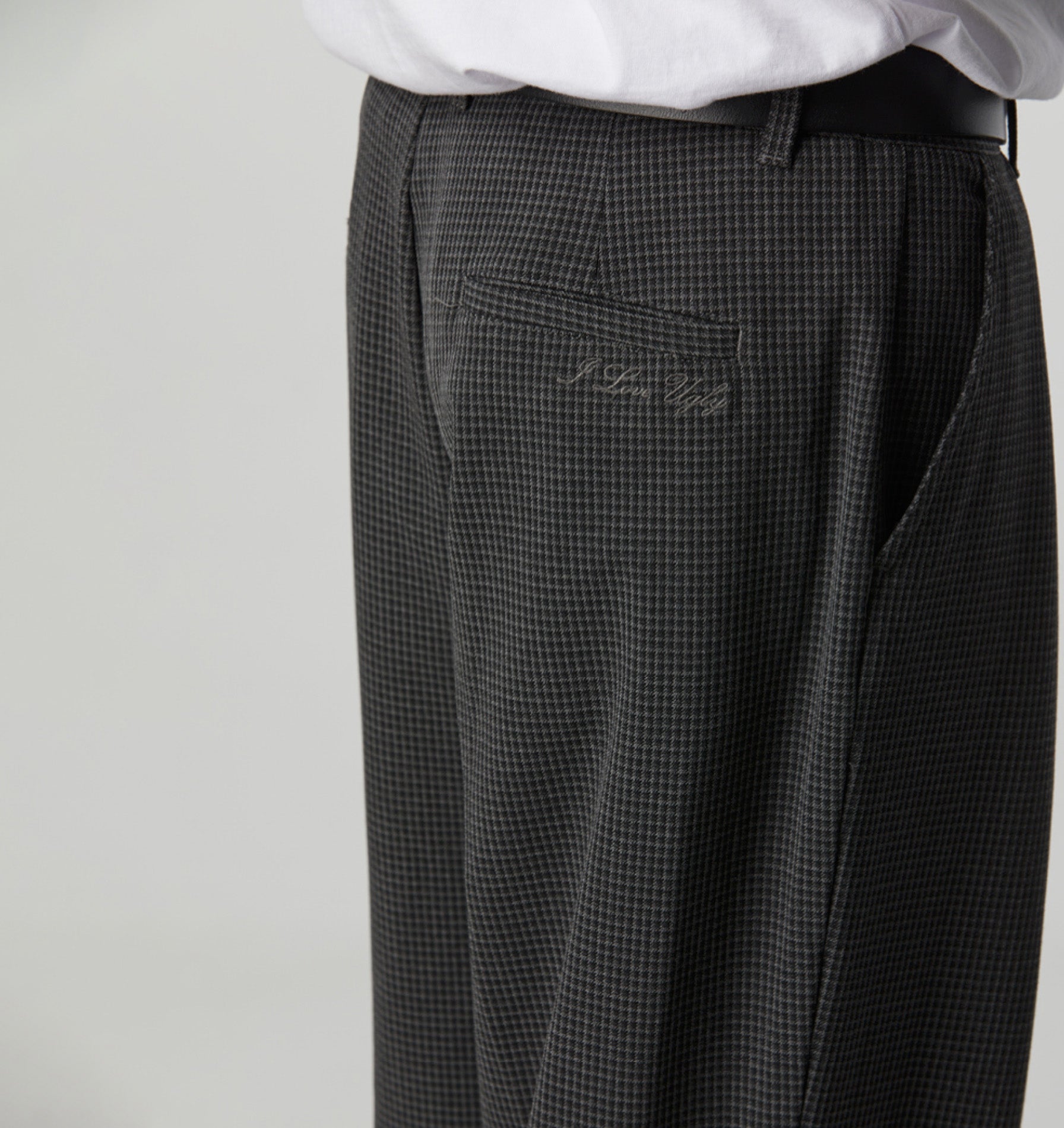 Winston Pant - Charcoal Houndstooth